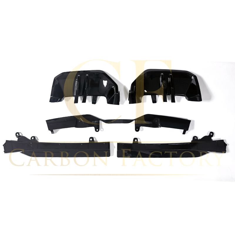 BMW G60 5 Series MP Style Gloss Black Rear Diffuser 24-in-Carbon Factory