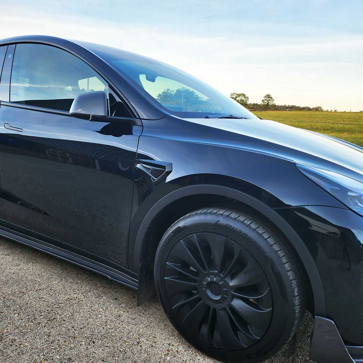 Tesla Model Y Competition Style Gloss Black Side Fender Trims 19-24-Carbon Factory