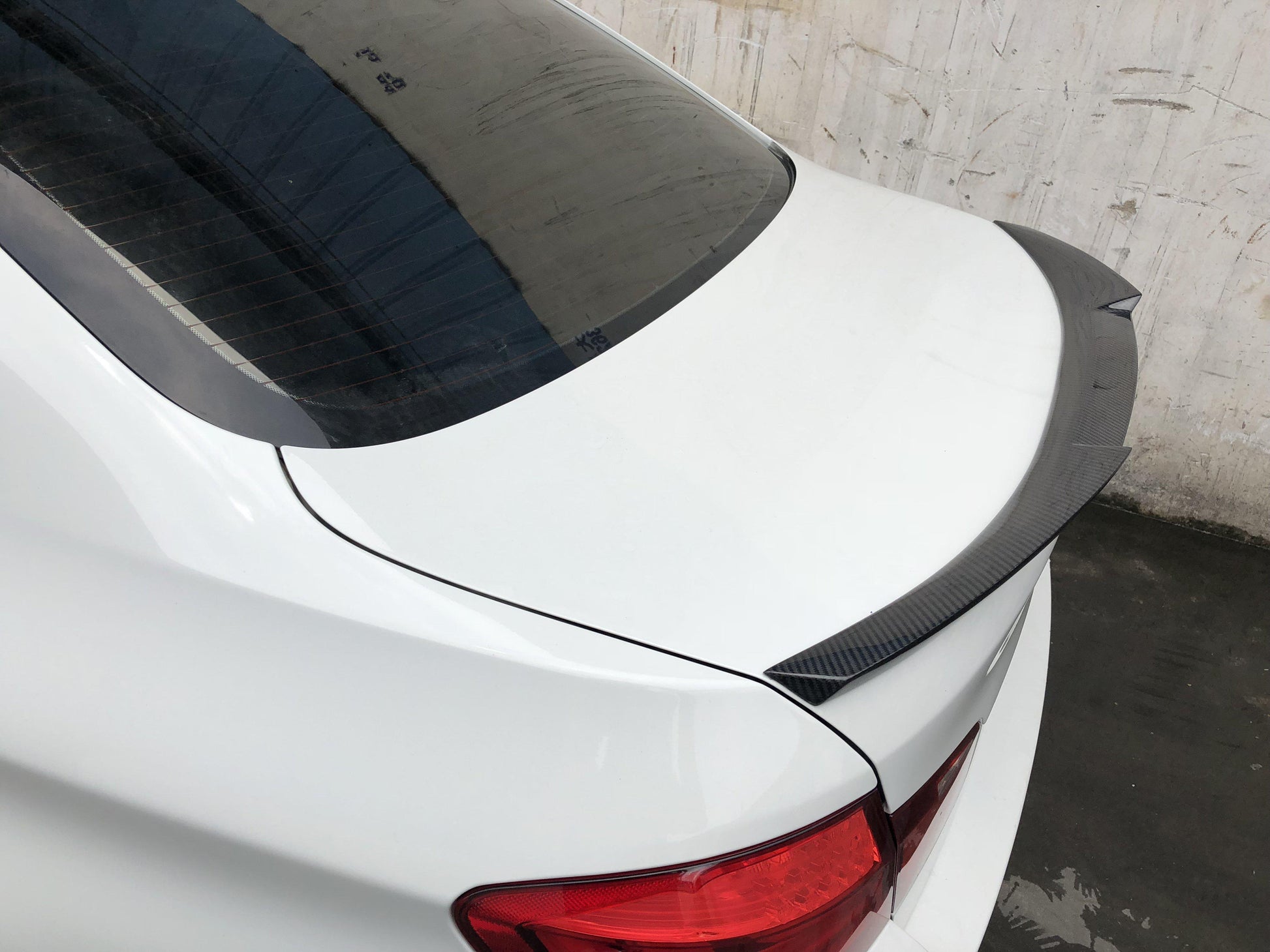 BMW F10 5 Series M Performance Style Gloss Black Boot Spoiler 10-17 –  Carbon Factory