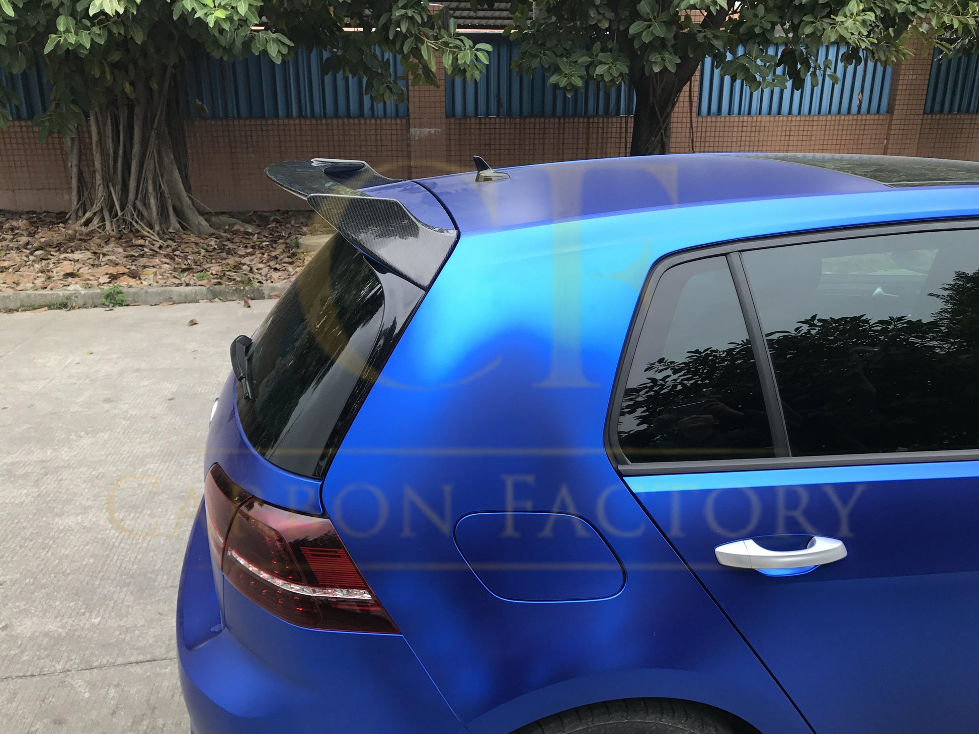 VW Golf MK7 J Style Carbon Fibre Roof Spoiler 14-20-Carbon Factory